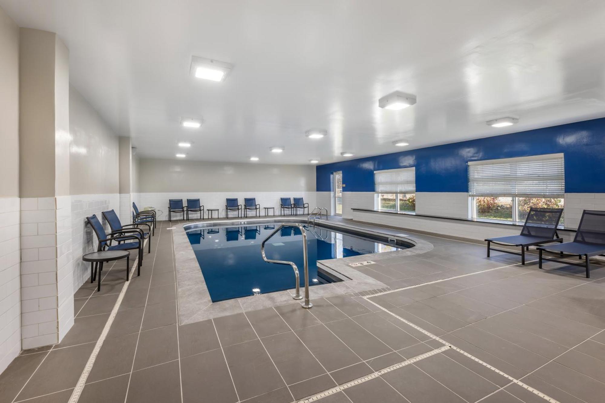Country Inn & Suites By Radisson Bolingbrook, I-55 Ngoại thất bức ảnh